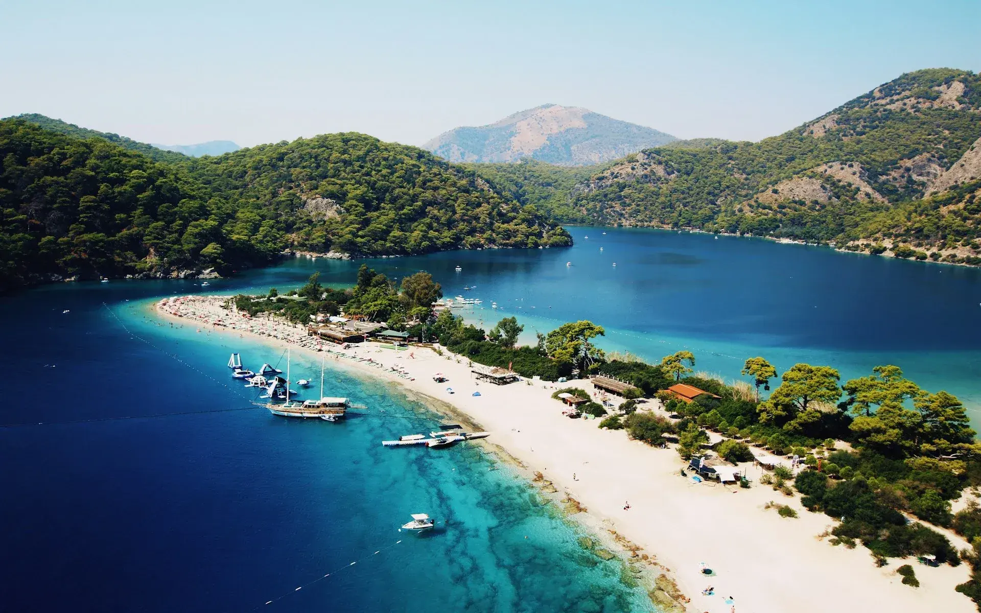 The blue lagoon at Ölüdeniz seen from above
