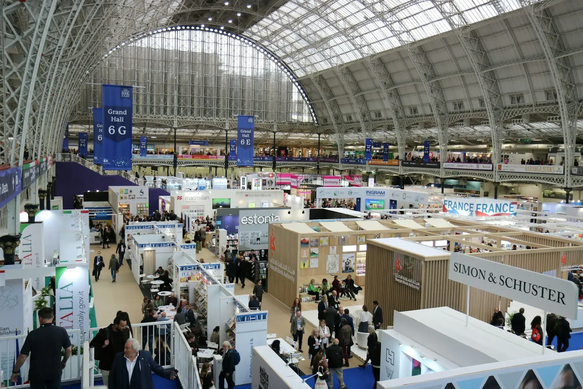 Istanbul Fairs & Expos 2026 — TÜYAP, CNR Expo Business Transfer Guide
