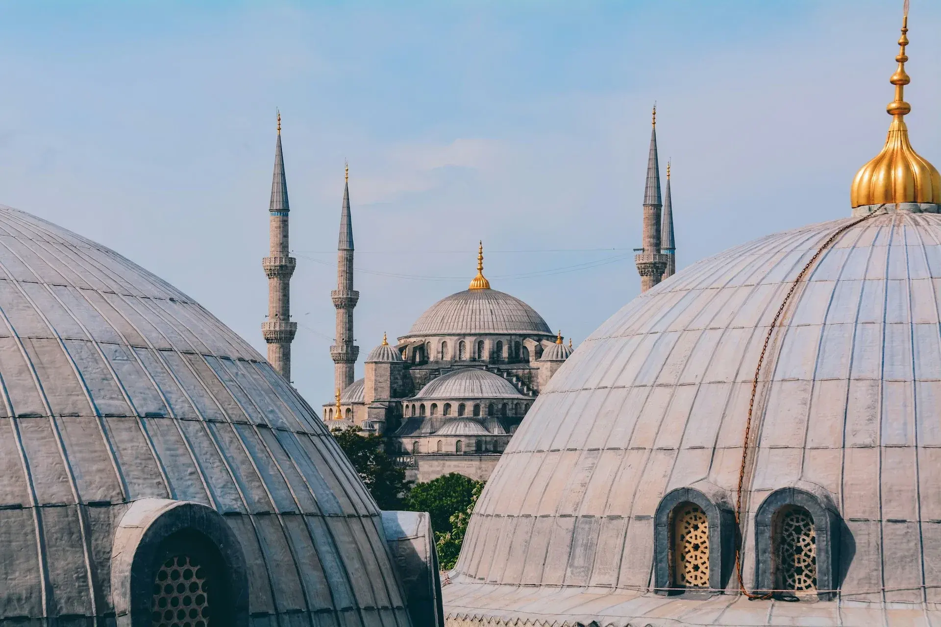 Istanbul Kurban Bayramı 2026 – Eid al-Adha June 6–9, Airport Transfer & Travel Guide