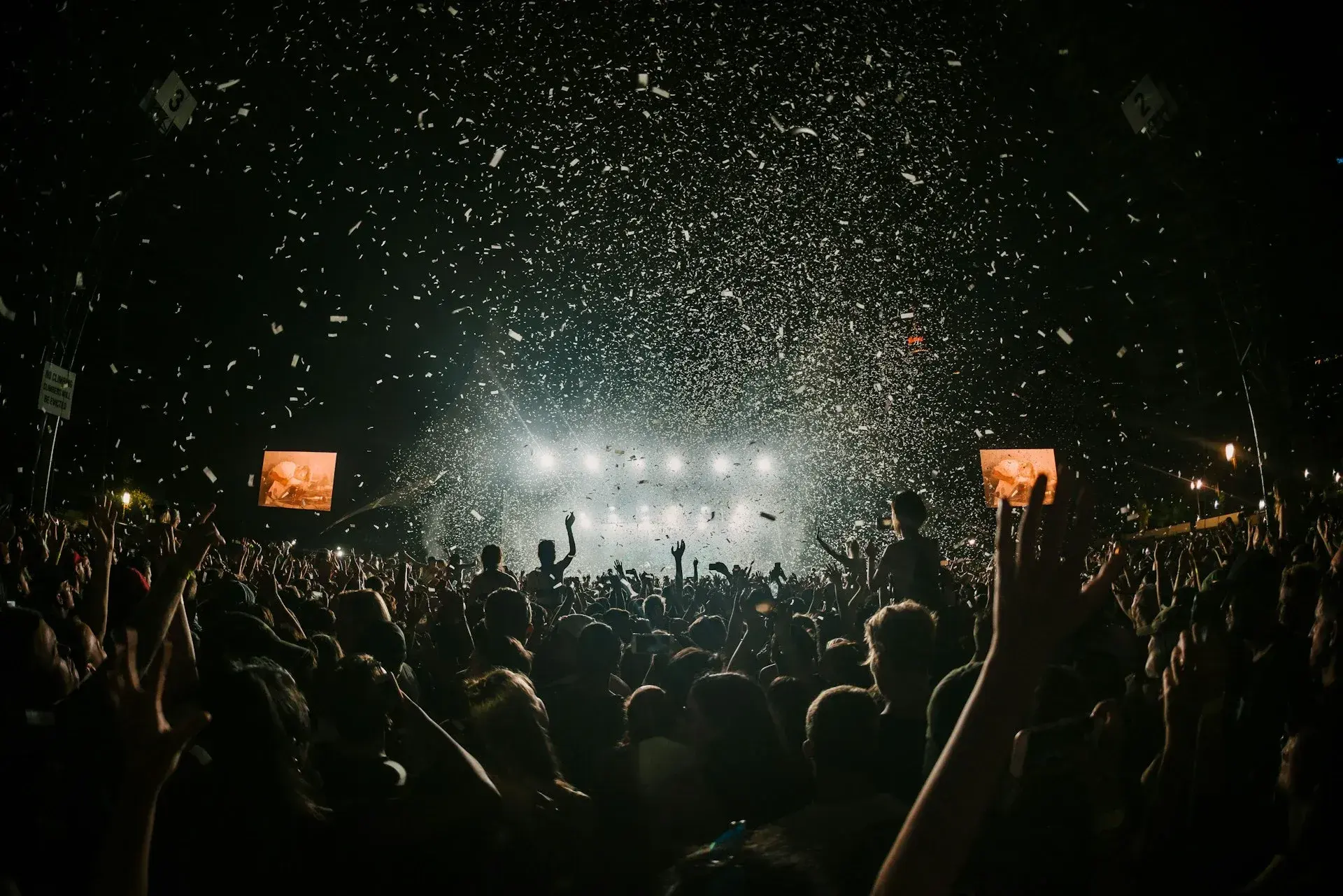Istanbul Summer Concerts 2026 — Scorpions, Babymetal, Jazz Festival & Venue Guide