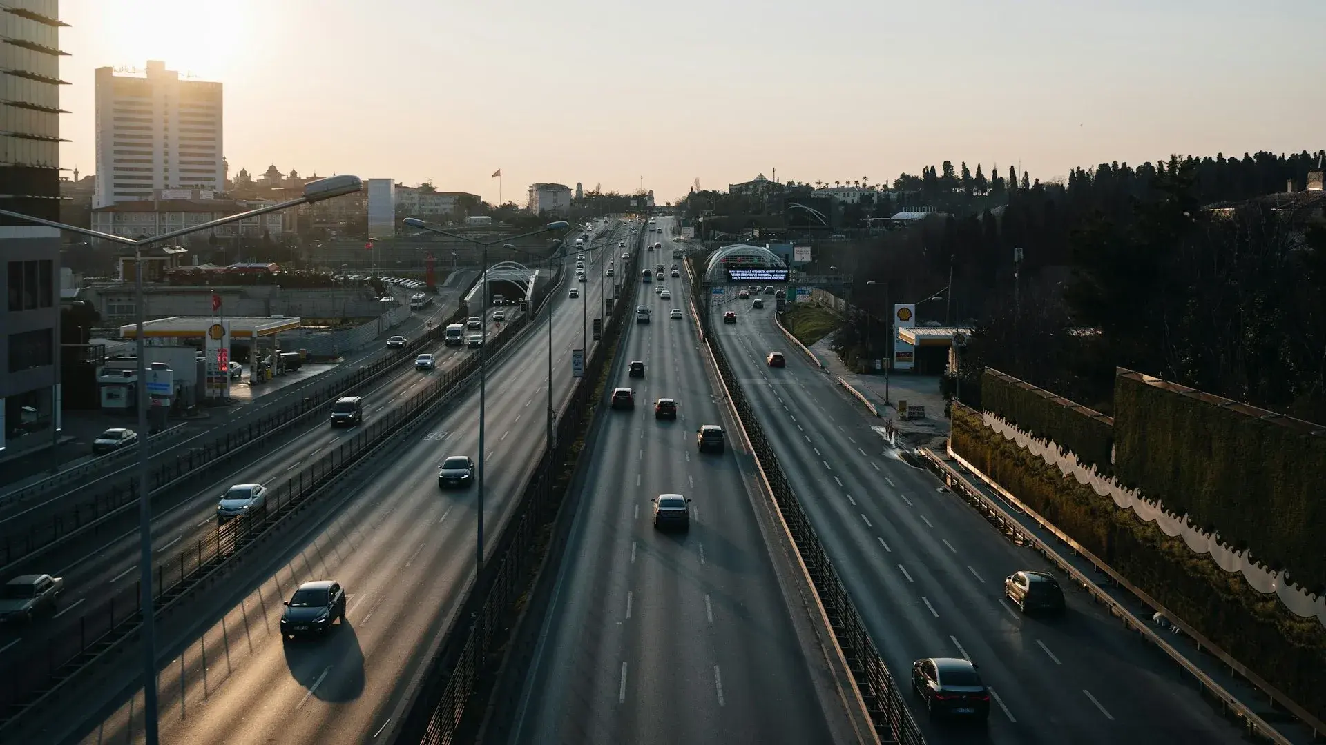 Sabiha Gokcen Airport Transfer Guide 2026 - SAW to Istanbul City