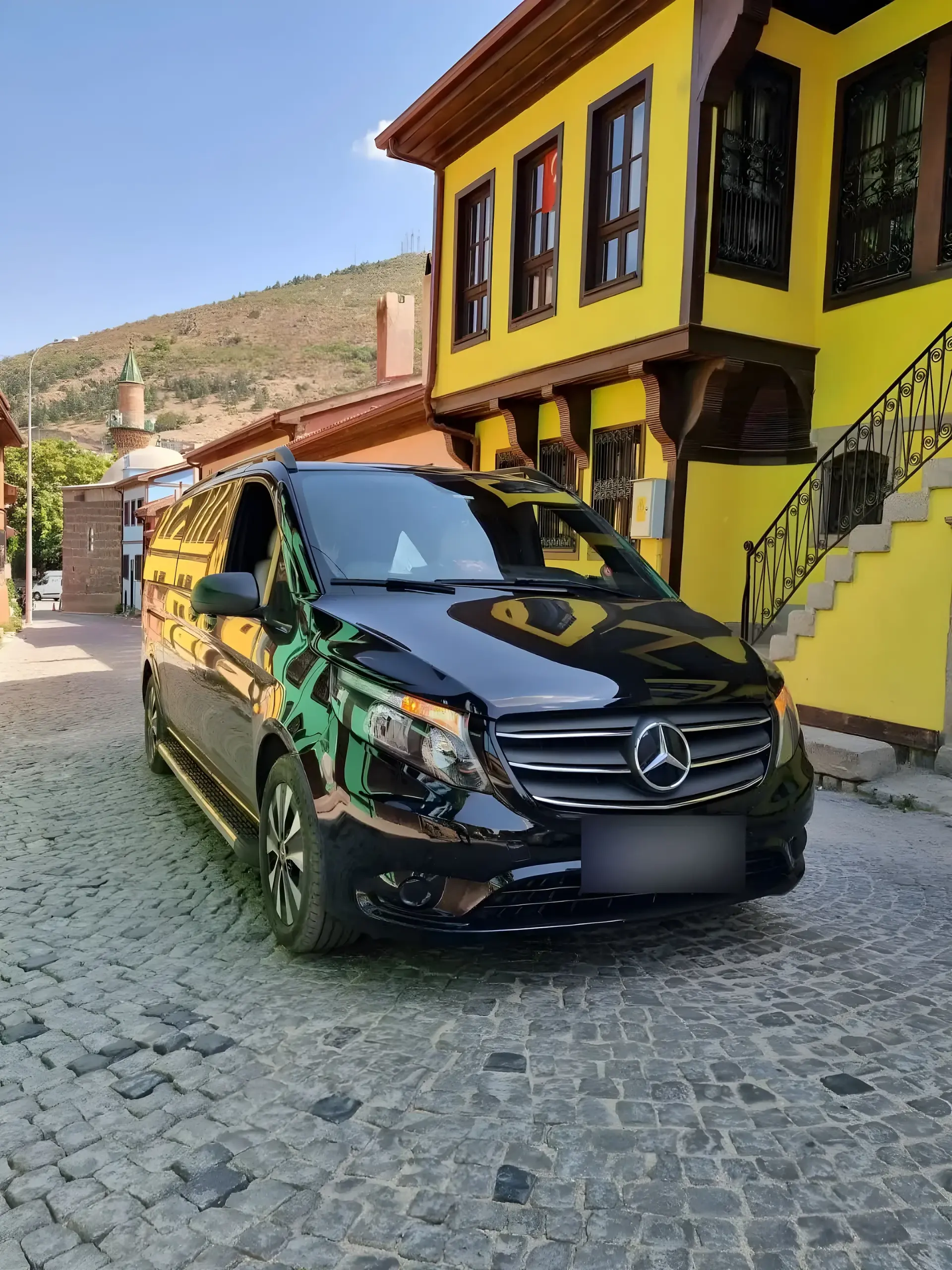 VIP van for B2B transfers